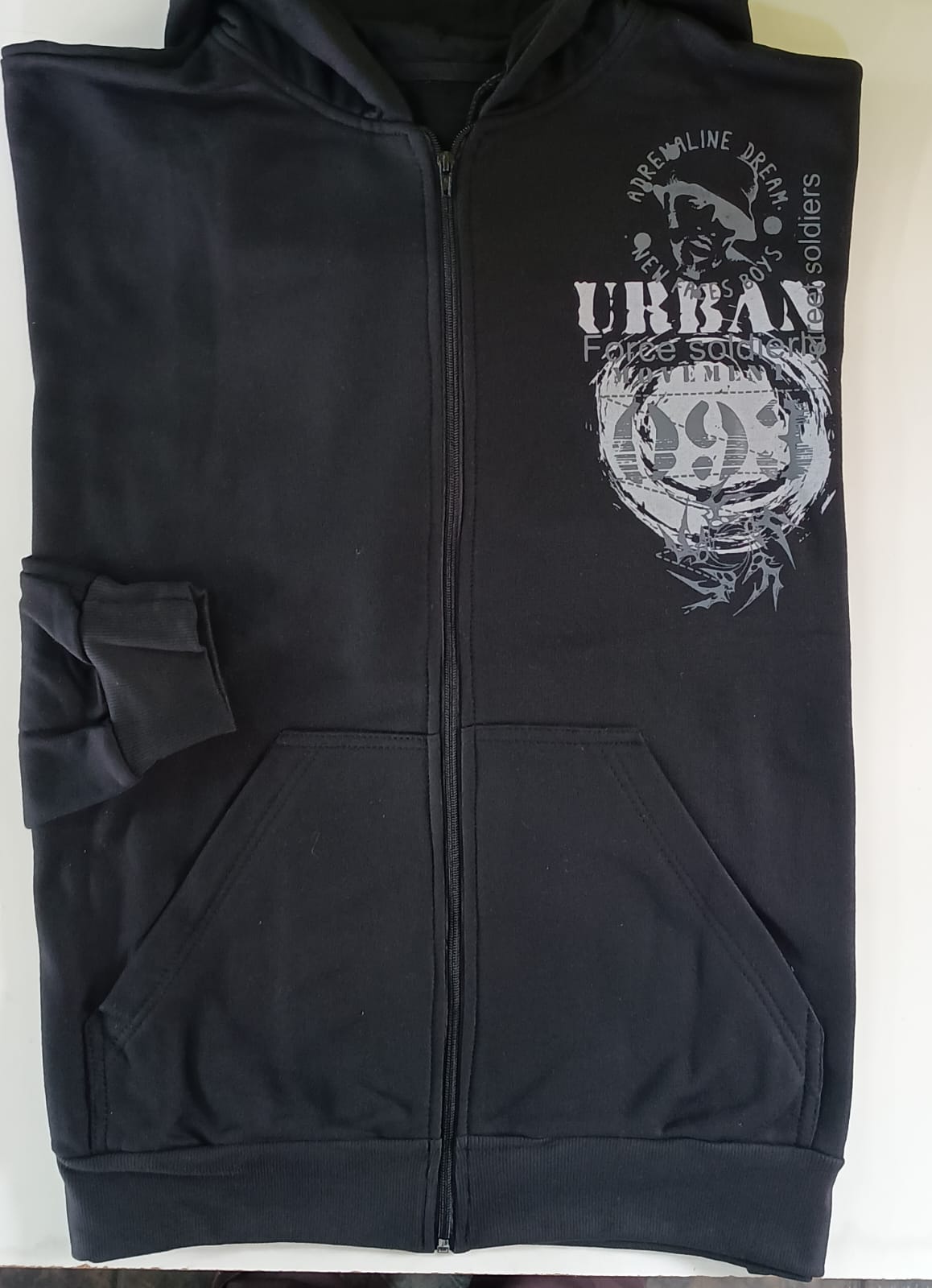 JAQUETA MOLETOM URBAN PRETA Plus Size