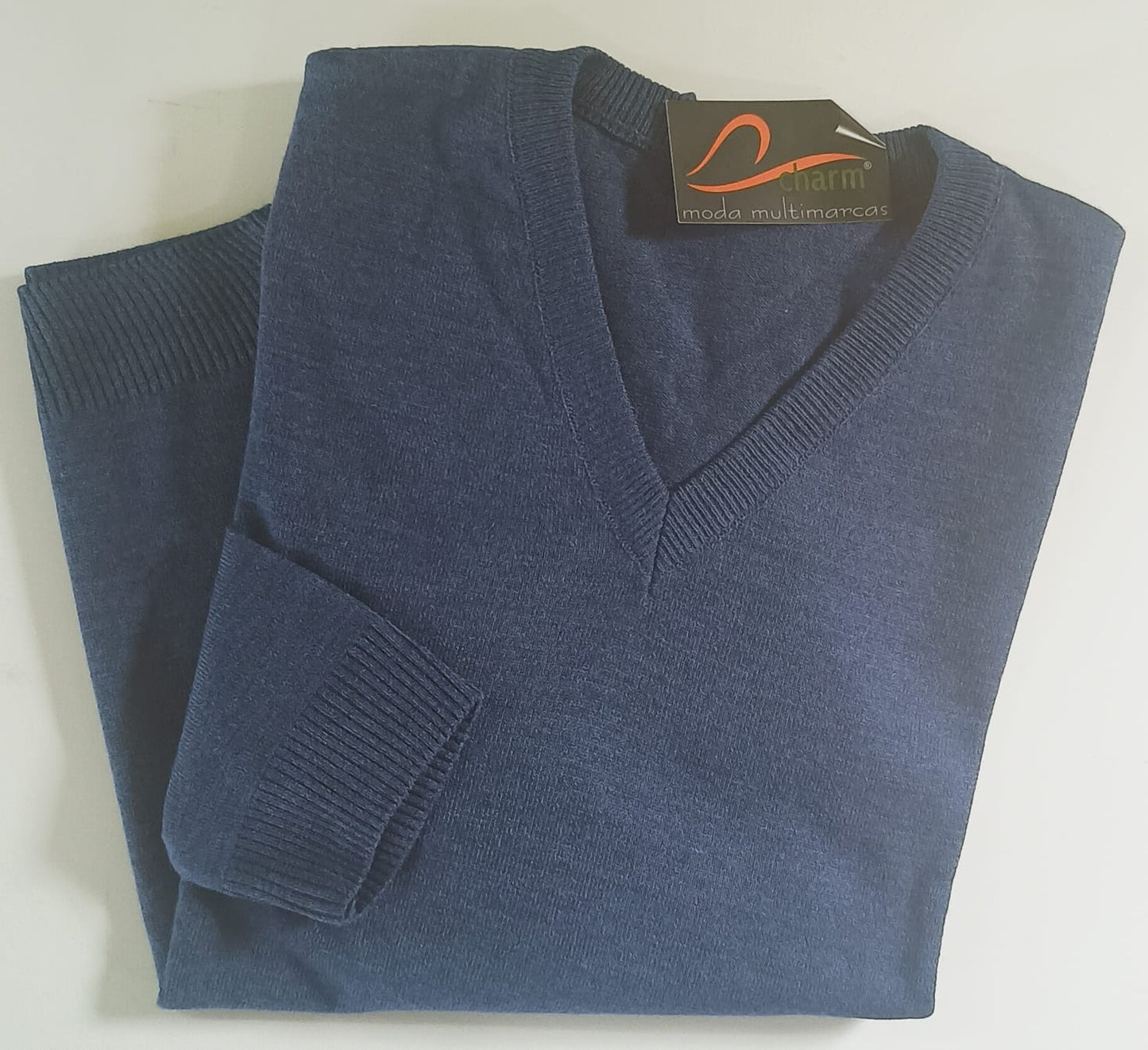 Blusa de Lãzinha Decote V Azul Plus Size